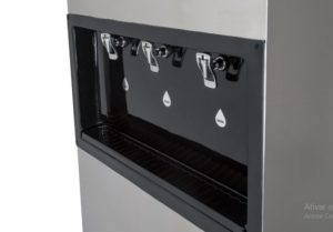 100l_frente-300x209 Bebedouro de Coluna 100 Litros Inox Uniq